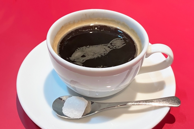 ティーバックからのカフェイン抽出および単離 ～カフェイン，昇華，実験操作～